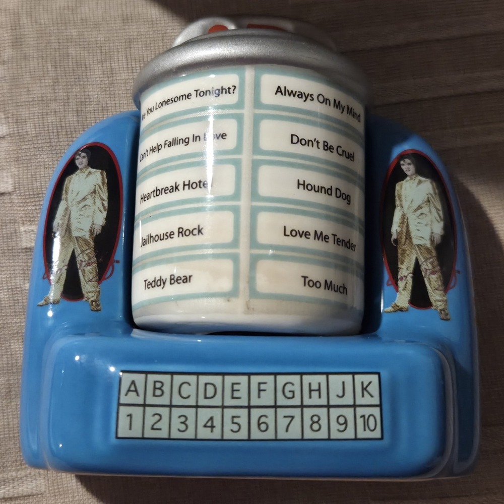 Vintage Elvis Presley Salt & Pepper Shakers Juke Box Hand Painted 2006 NIB